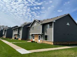 770 W Village Rd APT 108, Chanhassen, MN 55317