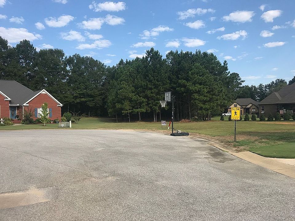 2nd image of Ashley Ln #13