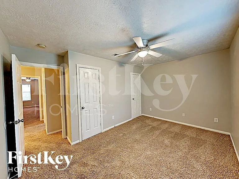 32218 Anne Ln — Photo 9