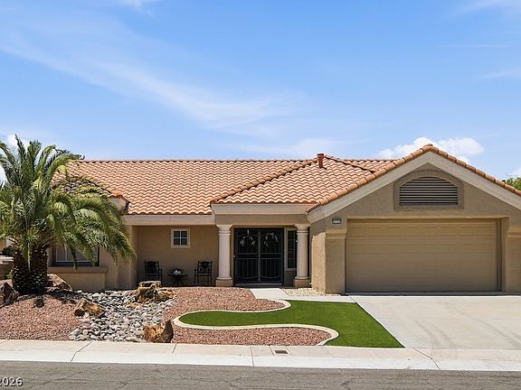 2nd image of 2733 McCoy Dr