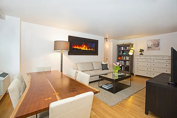 Sold by Keller Williams NYC | media 3