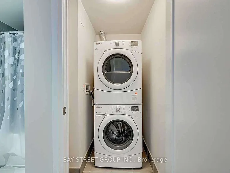 5 Sheppard Ave E #2622 — Photo 18