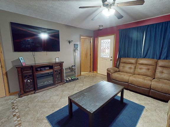 4th image of 146 Township Road 1287