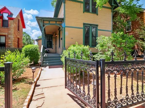 719 Jackson St, Las Vegas, NM 87701