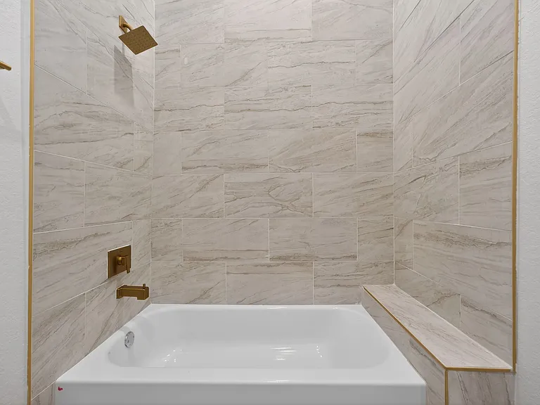 413 Nopal St #102 — Photo 13