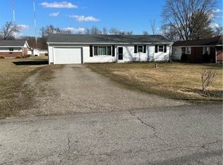 250 Woodside Dr, West Alexandria, OH 45381