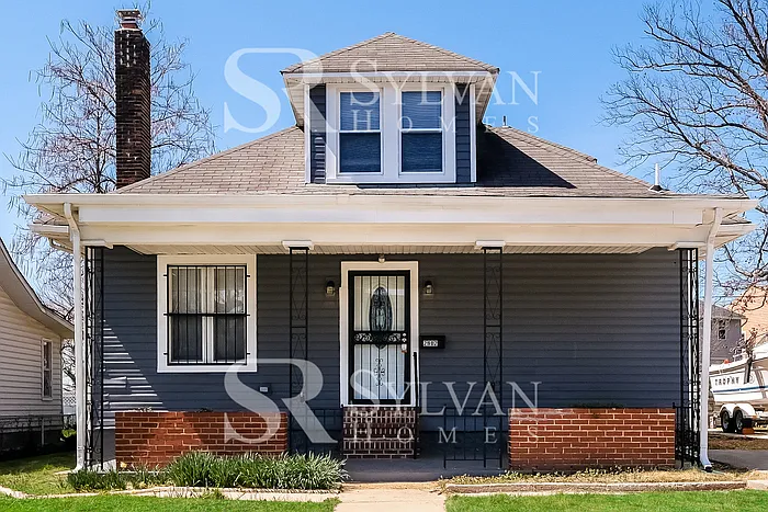 2902 Chelsea Ter — Photo 1