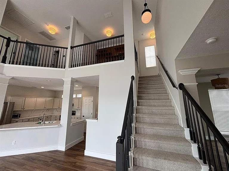 903 Yew Ct — Photo 25