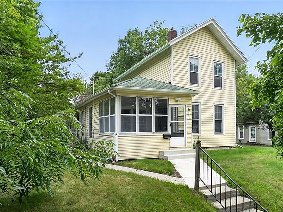 4th image of 611 Oakhill Ave