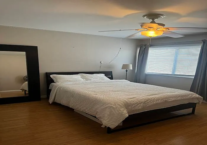 2035 Oliver Ave #2035 — Photo 13