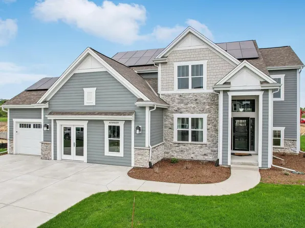 W256N6649 Beaver Creek LANE, Sussex, WI 53089