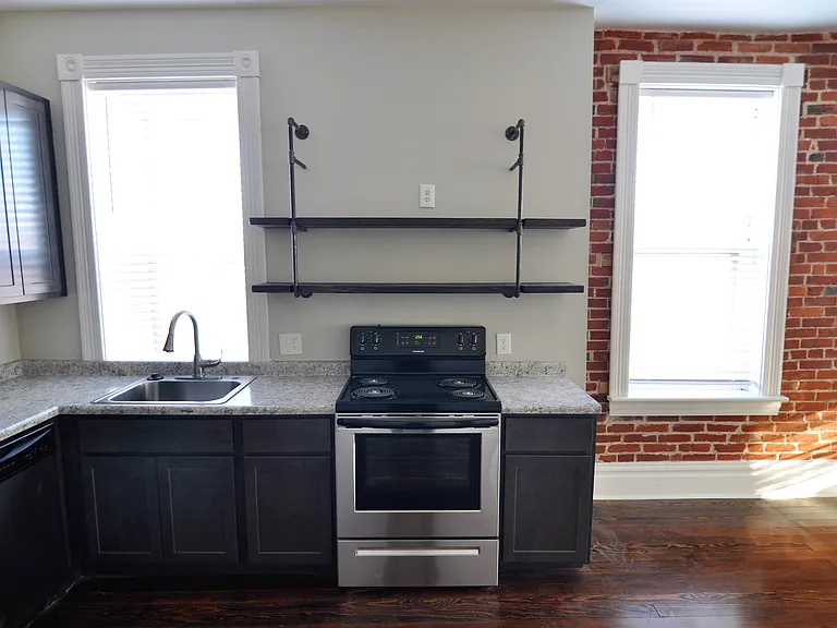 2711A Arsenal St — Photo 2