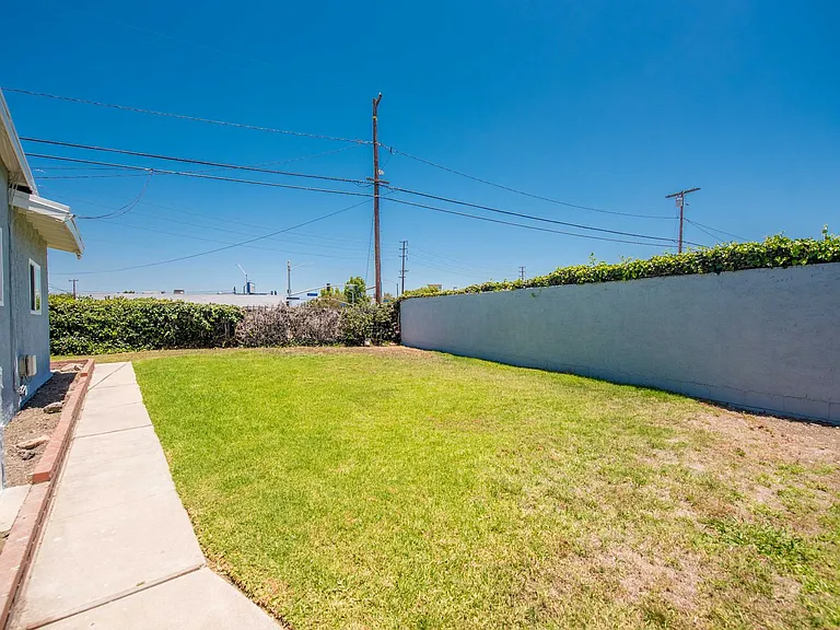 5769 E Oakbrook St — Photo 41