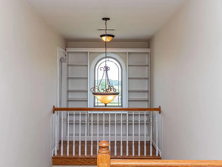 303 Glenn Laurel Dr — Photo 23