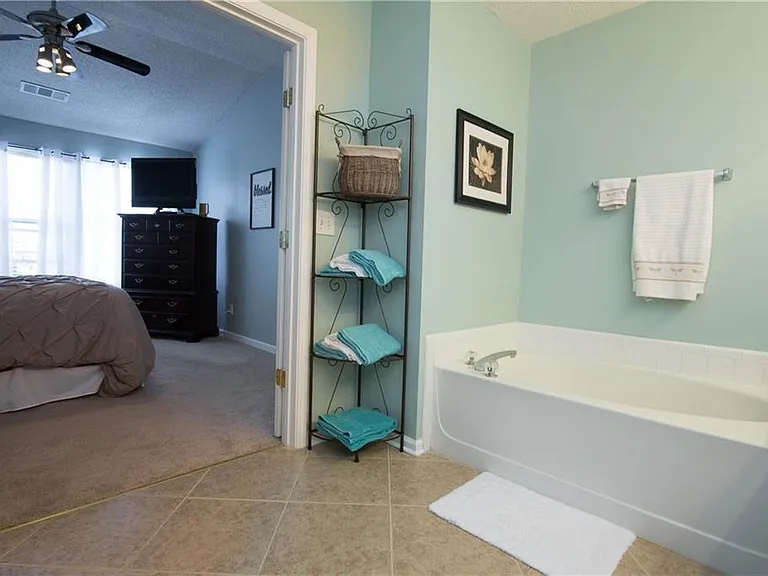 2507 Timbercreek Cir — Photo 21