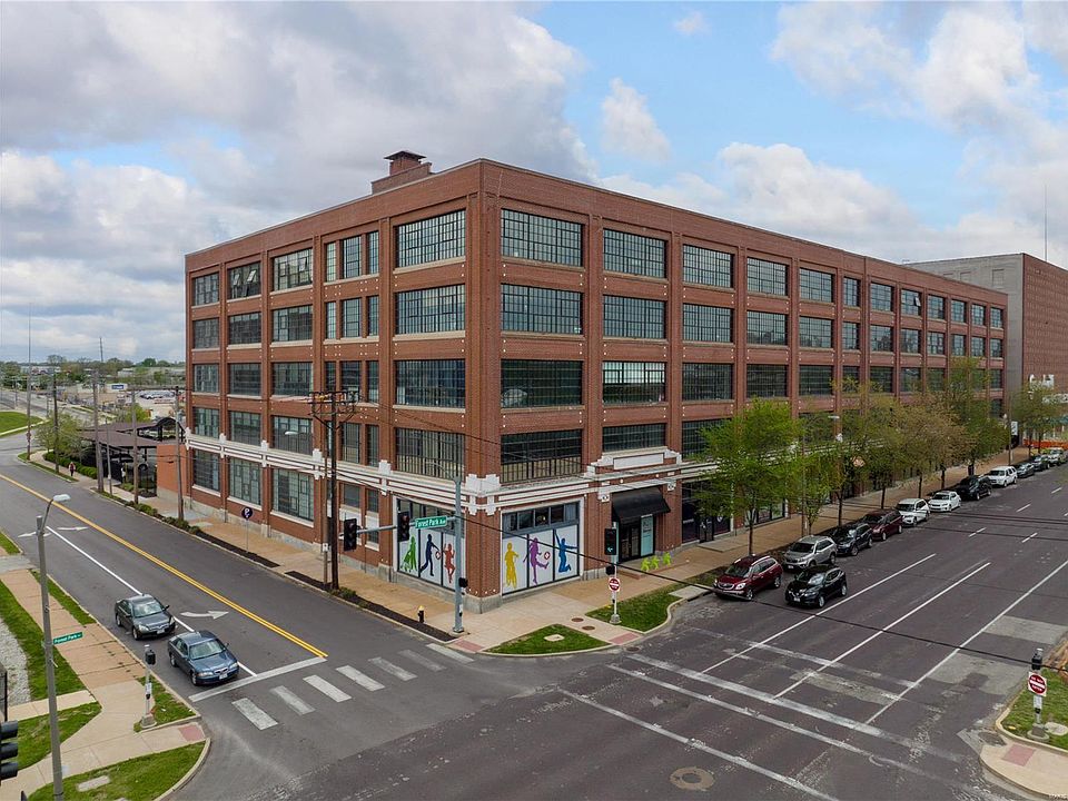 1st image of 4100 Forest Park Ave #203