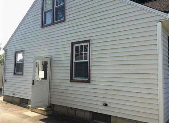 3rd image of 2346 Monticello Ave NW