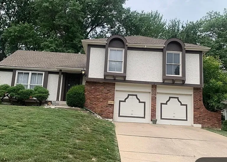 10204 Melrose Dr — Photo 4