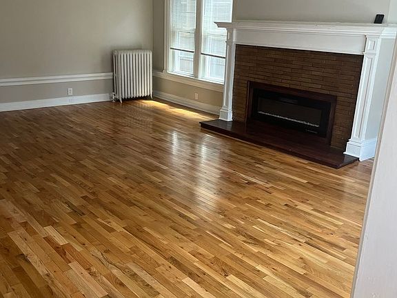2nd image of 159 College St APT 2D