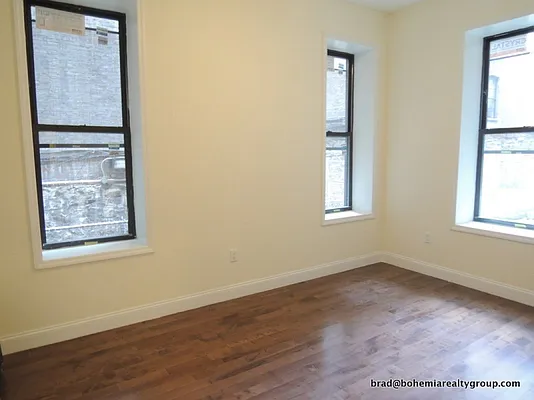Rented by Bohemia Realty Group | media 12