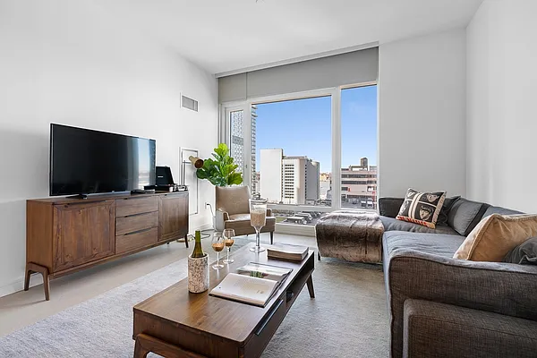 Rented by The Moinian Group | media 3