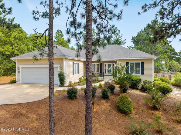 10 Ivy Way #13, Pinehurst, NC 28374