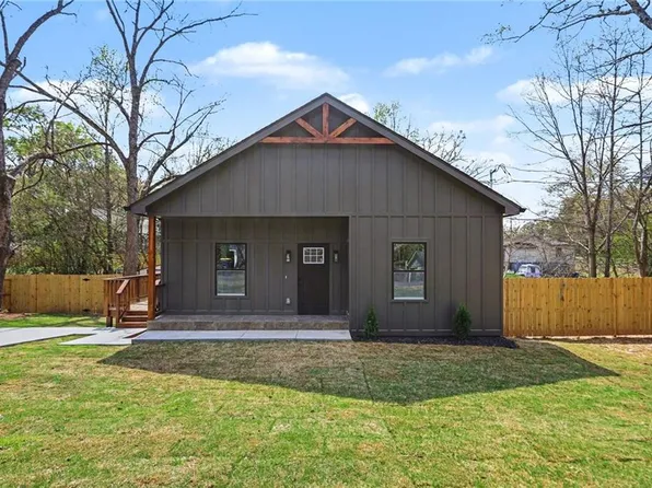 106 Arnco 1st St, Newnan, GA 30263