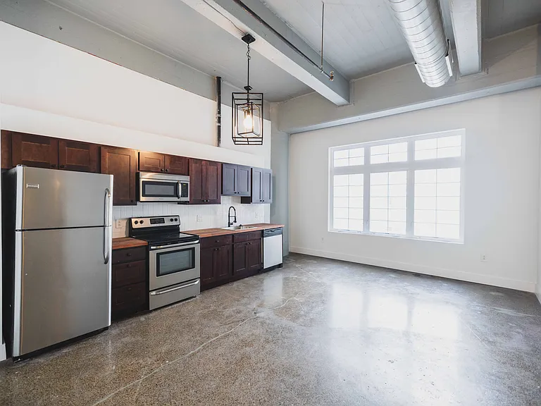 Storehouse Lofts Brewerytown — Photo 33