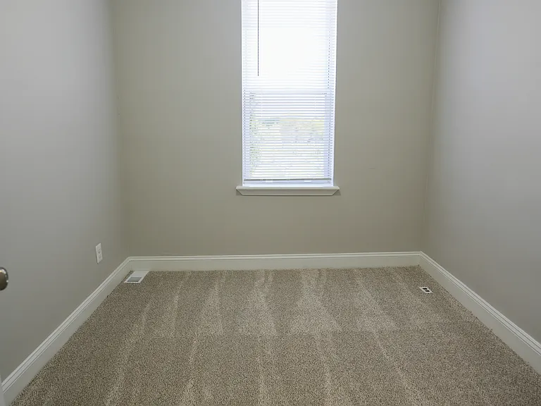 2942 Edmondson Ave — Photo 6