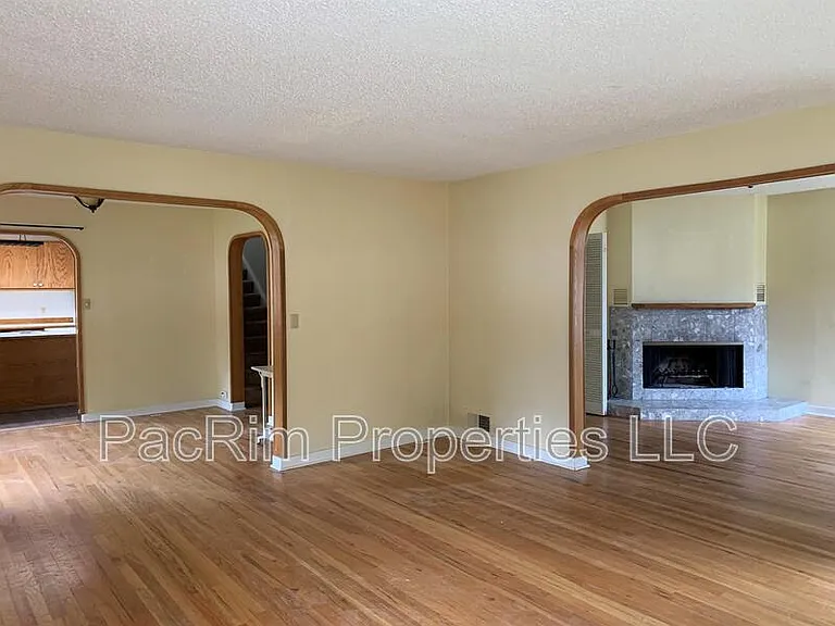 1303 H St #1 — Photo 3