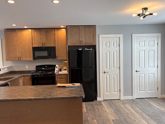 Kitchen with pantry and closet