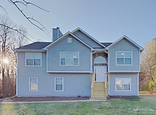 1055 Ivy Brooke Dr, Douglasville, GA 30134