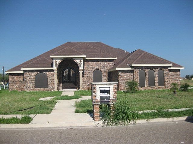 1st image of 606 Studio Ln