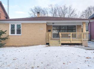 1825 Carlisle Ave, Racine, WI 53404
