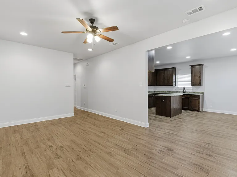 4805 Pickett — Photo 4