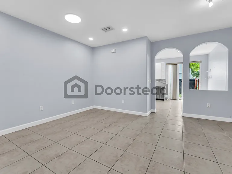 5610 NW 107th Ave #1314 — Photo 16