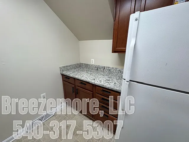 227 E Piedmont St — Photo 3