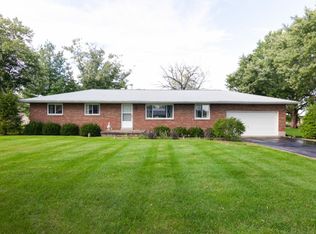35 E Shoop Rd, Tipp City, OH 45371