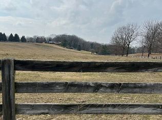 54671 Colonial Ridge Dr, Bristol, IN 46507