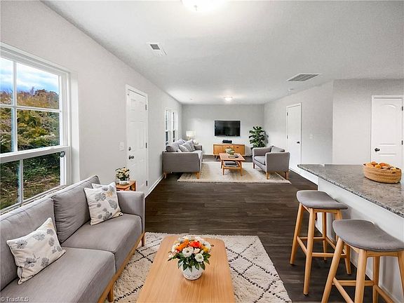 2nd image of 111 Lemon Ln