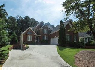 350 Amberbrook Cir, Grayson, GA