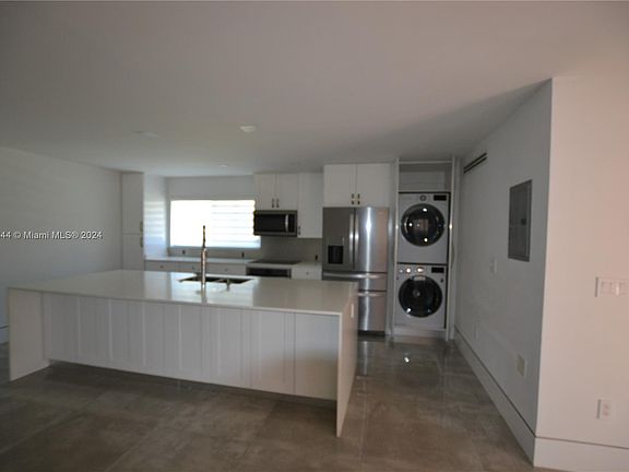 2nd image of 15615 SW 74th Circle Dr APT 7-2