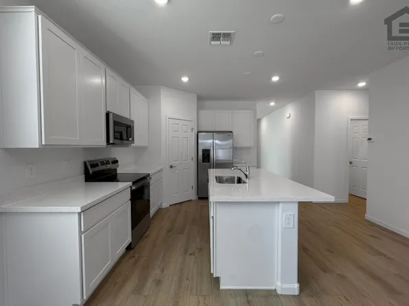 18236 W Avenida Del Sol, Surprise, AZ 85387
