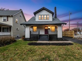 828 Nela View Rd, Cleveland, OH 44112