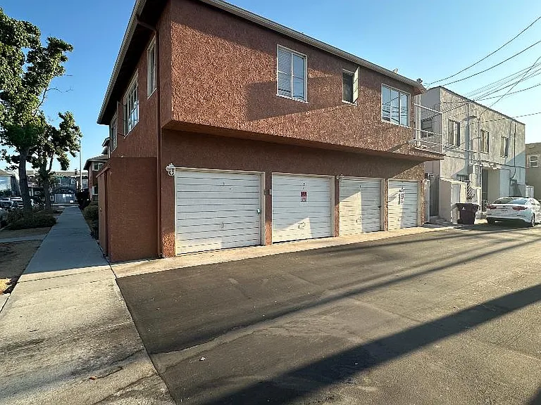 9 Cerritos Ave #5 — Photo 5