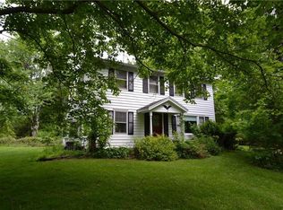 208 Aldrich Rd, Fairport, NY 14450