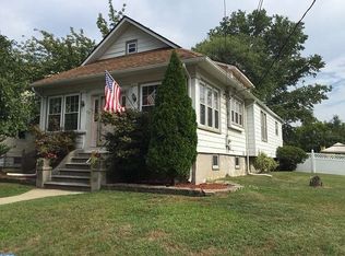 452 W Pine St, Audubon, NJ 08106