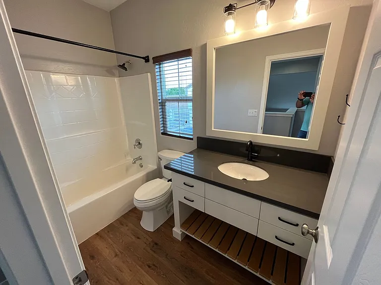 3211 N Memory St — Photo 11