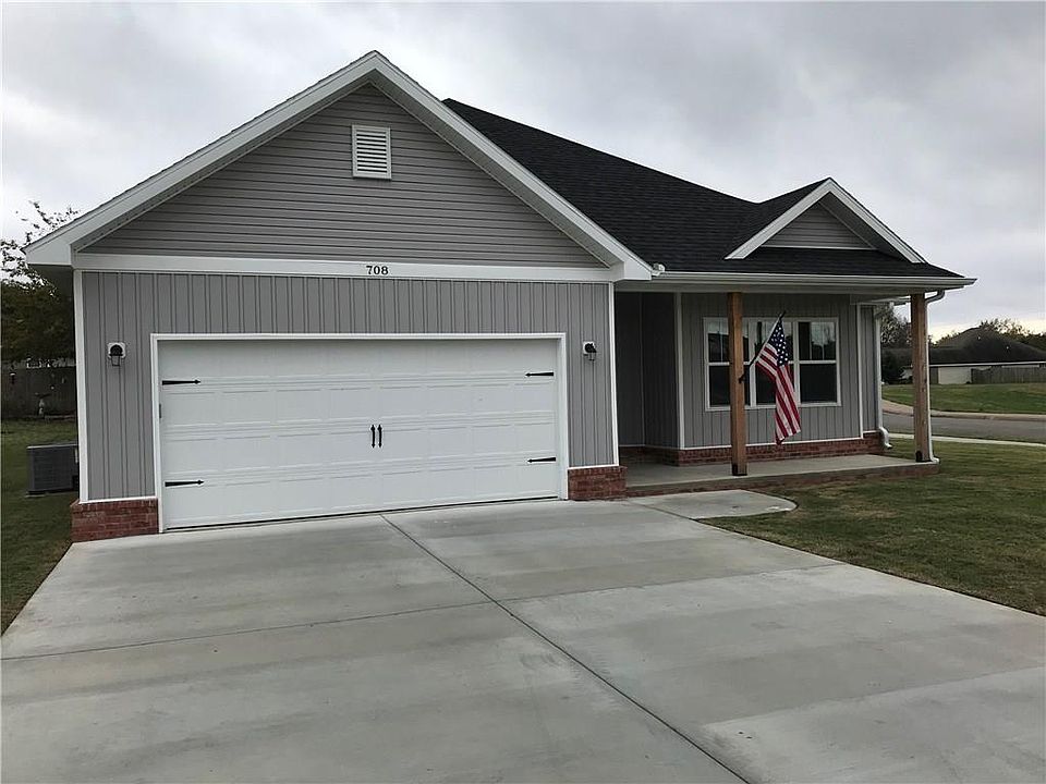 1st image of 708 Teri Dr