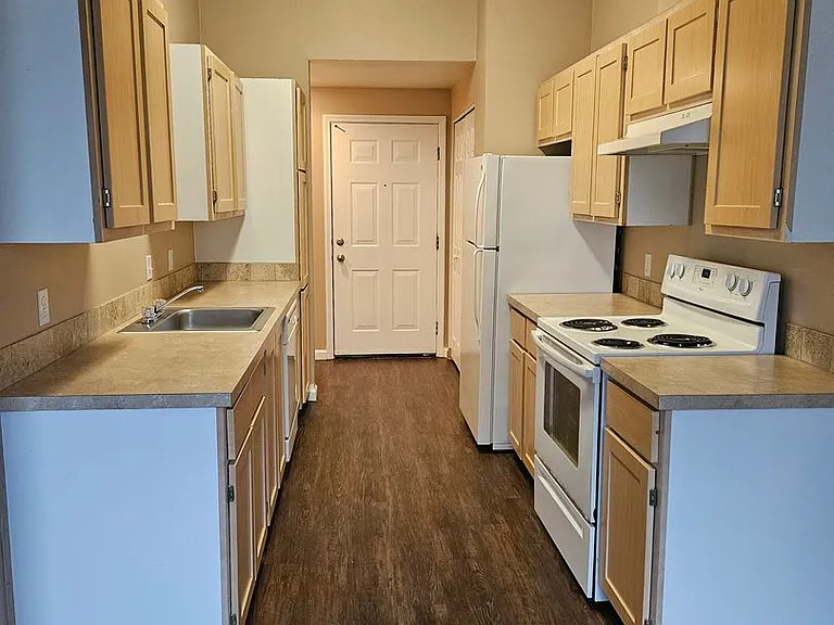 Vista Pointe Apartments in South Salem Oregon Comfortable Living Near Shopping and I5 — Photo 9